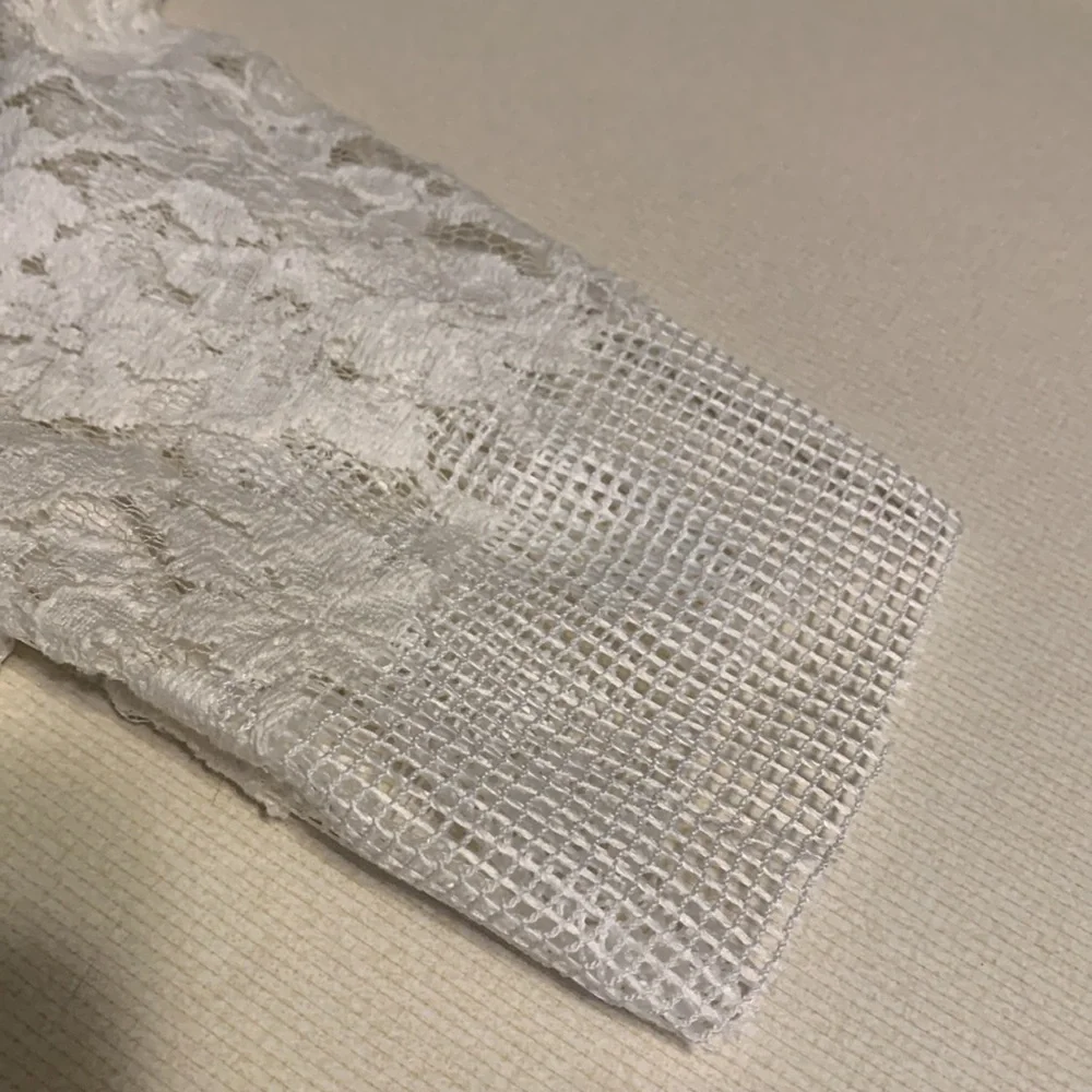 Vetty Lace Panel Blouse NWT - Picture 6 of 8